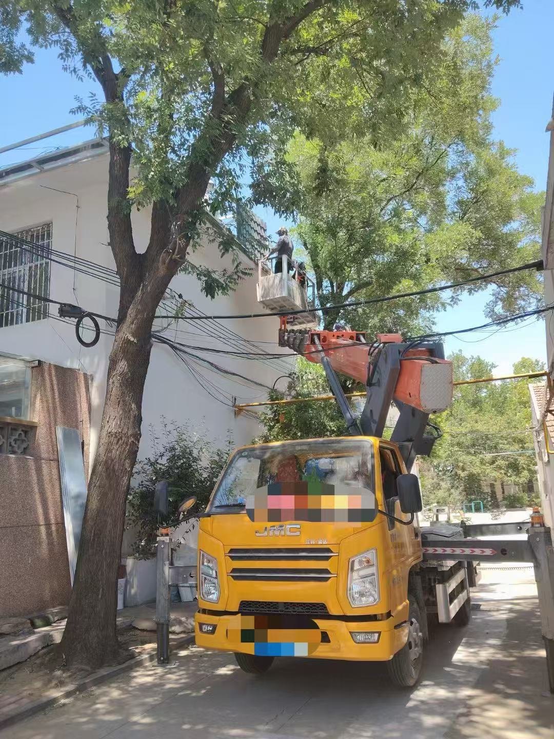 仙居县高空作业车能吊装重物吗？最大承载多少公斤？