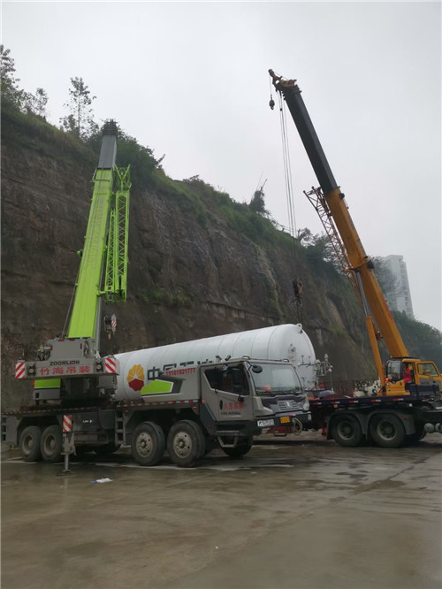 仙居县“不怕风雨冻”—— 吊车的 “恶劣环境适应” 技术